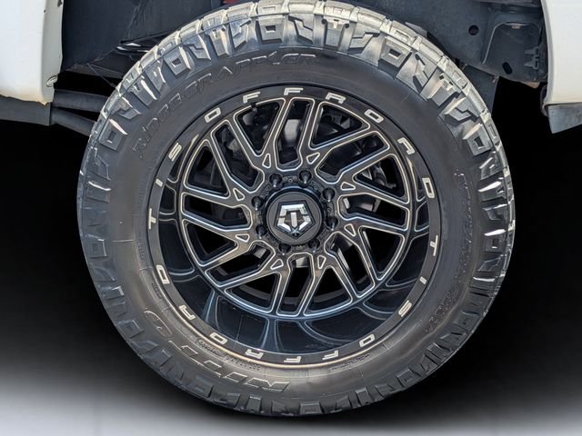 Used 2015 White Ford Platinum image 11