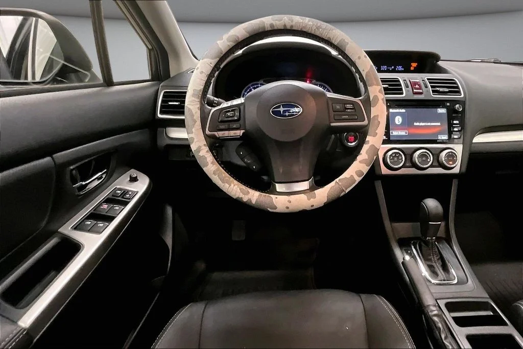 Used 2015 Gray Subaru 2.0i Limited image 8