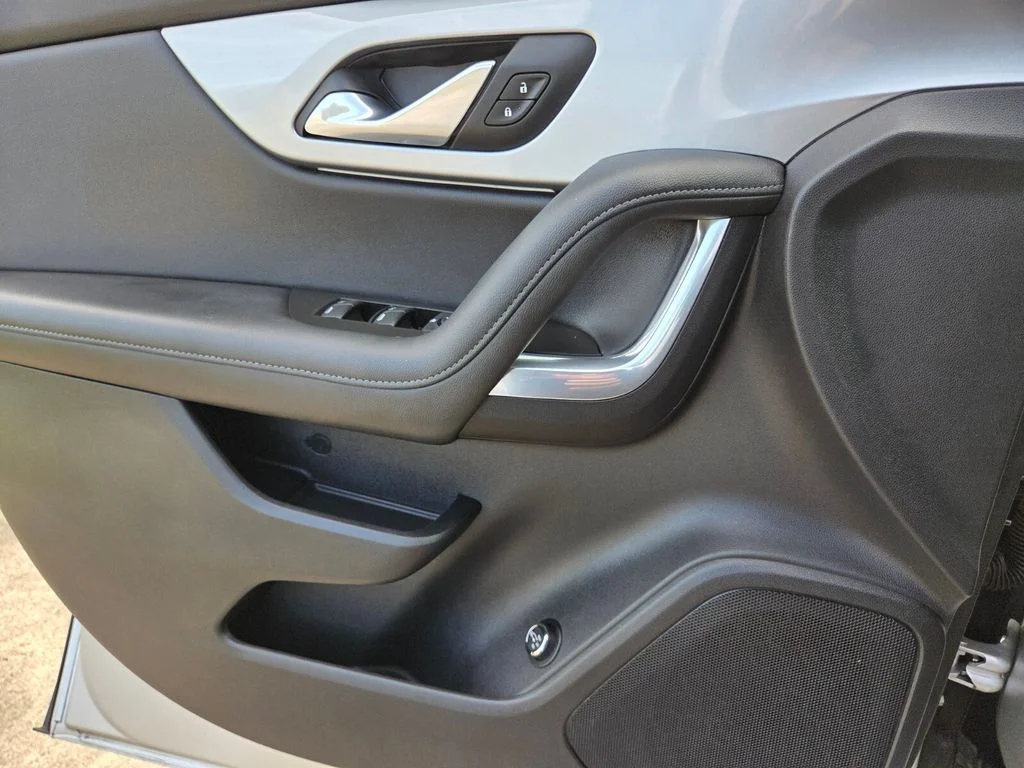 Used 2019 Silver Chevrolet Base image 20