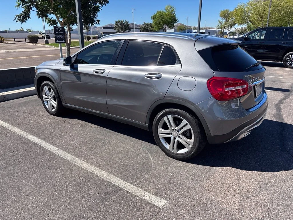 Used 2016 Gray Mercedes-Benz GLA 250 image 8
