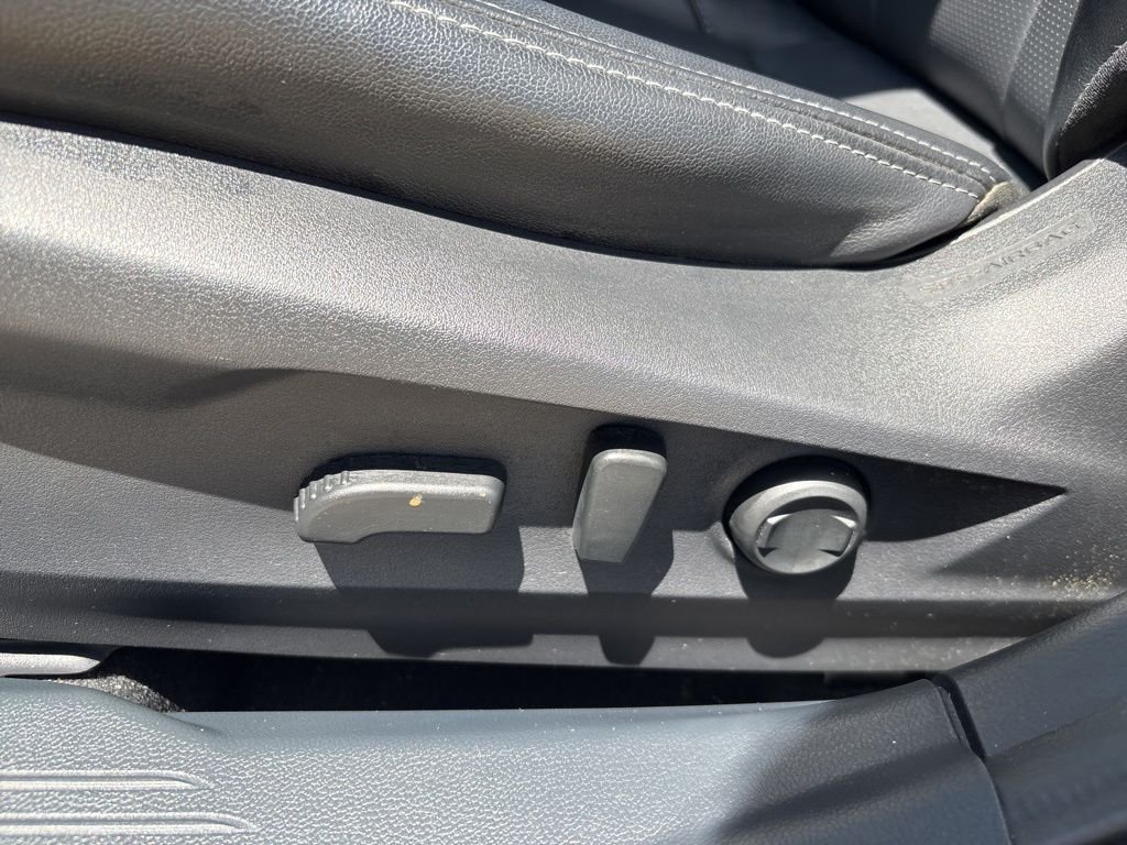 2021 Subaru Outback Limited - Photo 19