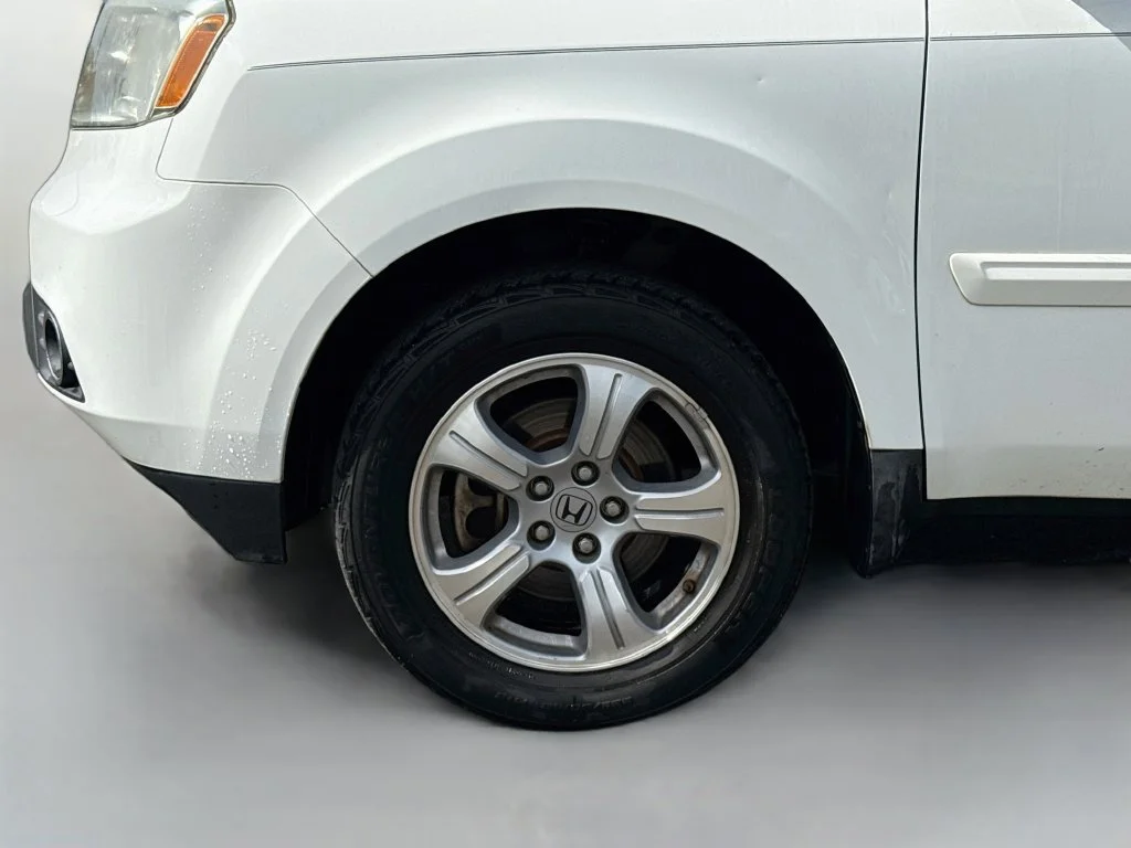 Used 2012 Taffeta White Honda EX image 38