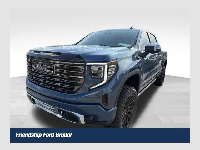 Used 2025 Blue GMC Denali Ultimate image 1