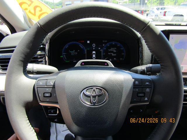 Certified Used 2025 PRECIOUS METAL Toyota  image 13