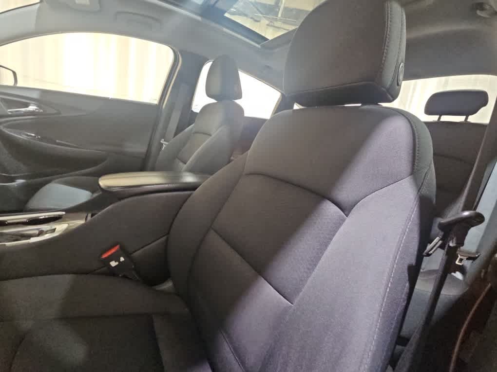 Used 2022 Mosaic Black Metallic Chevrolet LT image 7