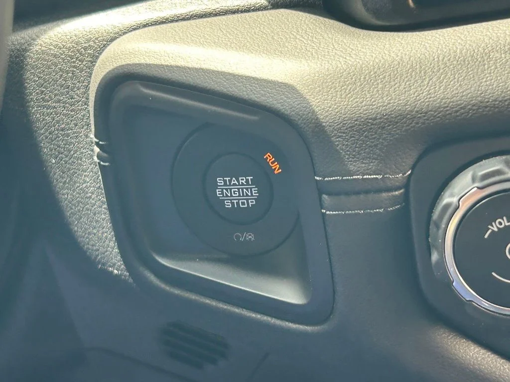 Used 2024 Blue Jeep Sahara image 39