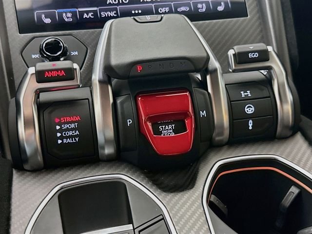 Used 2023 Gray Lamborghini Performante image 19