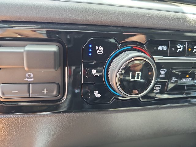 2025 Chevrolet Silverado 1500 High Country - Photo 22