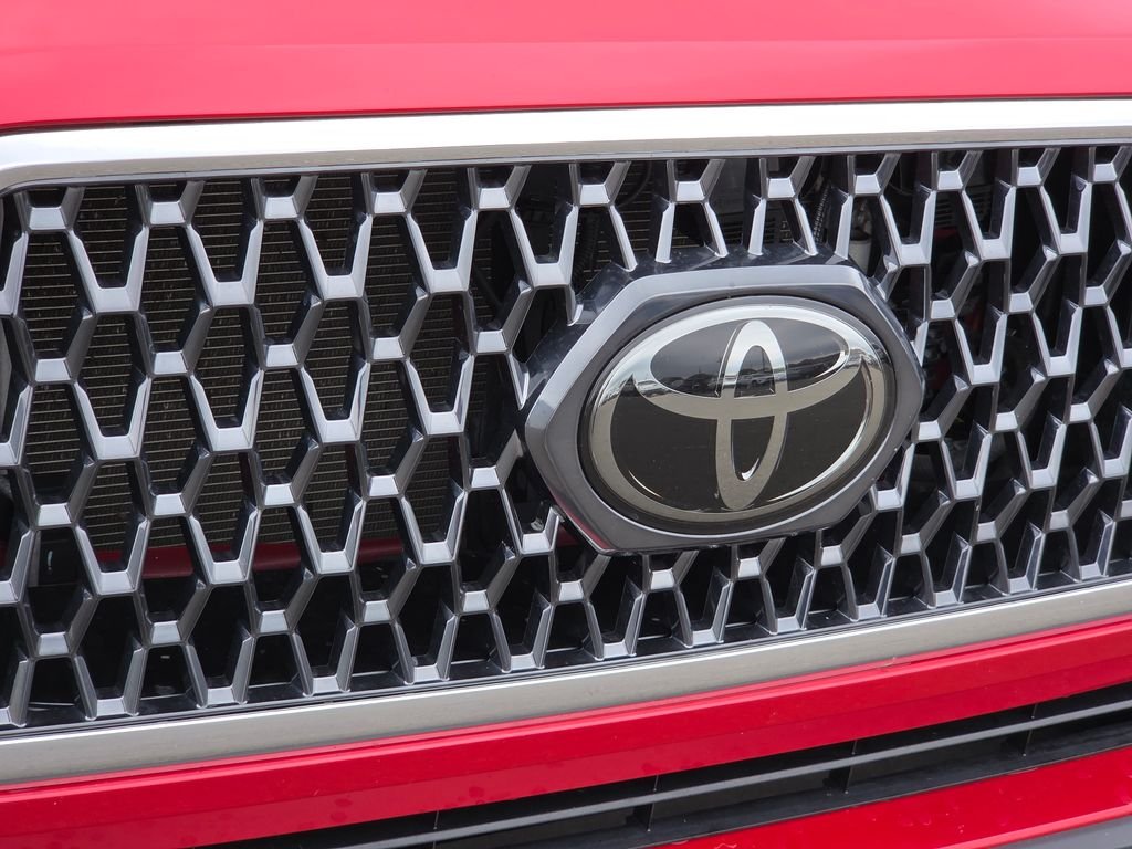 Used 2018 Red Toyota TRD Off-Road image 14