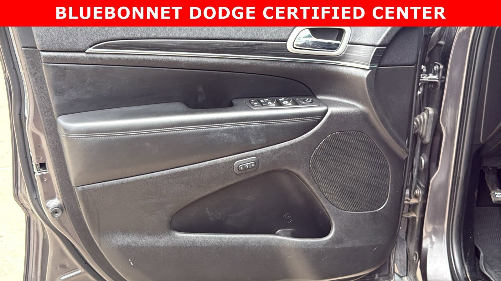 Used 2020 Granite Crystal Metallic Clearcoat Jeep Limited image 11