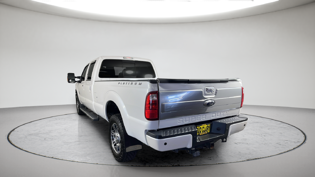 Used 2015 White Platinum Clearcoat Metallic Ford Platinum image 22