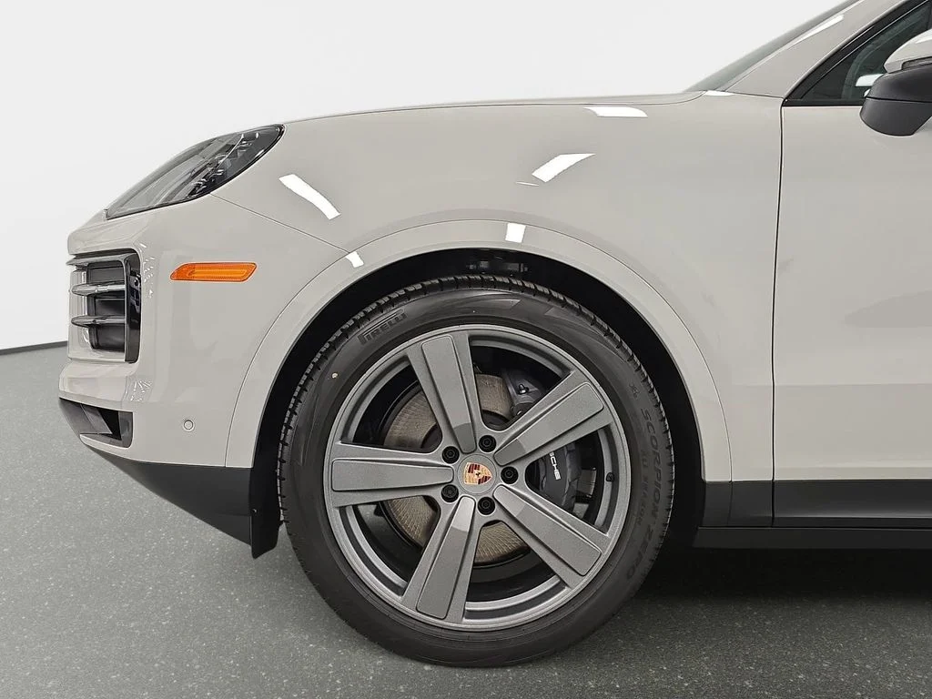 New 2026 Chalk Porsche  image 10