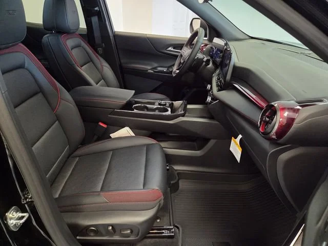 Used 2027 Mosaic Black Metallic Chevrolet RS image 19
