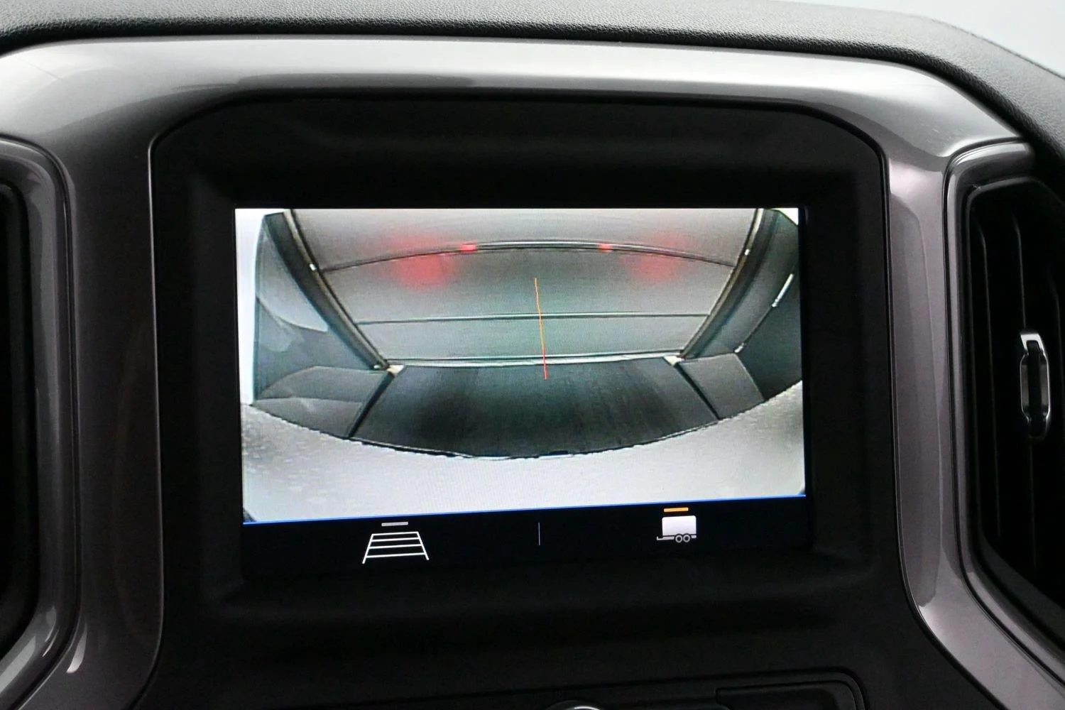 Used 2022 Summit White Chevrolet Custom image 20