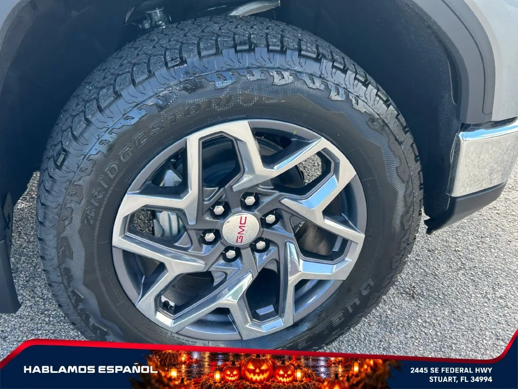New 2026 Sterling Metallic GMC SLT image 21