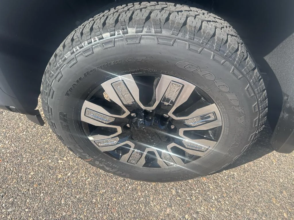 New 2026 Summit White GMC Denali image 28