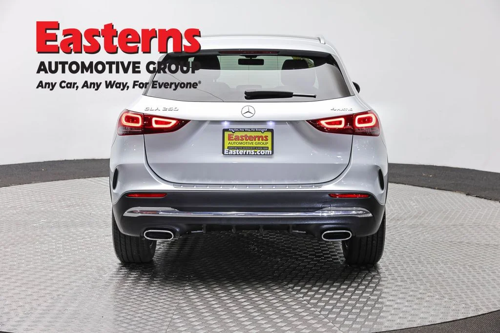 Used 2022 Silver Mercedes-Benz GLA 250 image 6