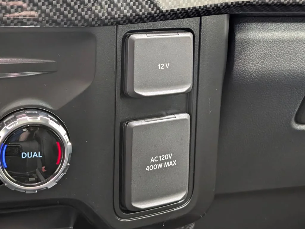 New 2026 Avalanche Ford F-250® Lariat® image 9