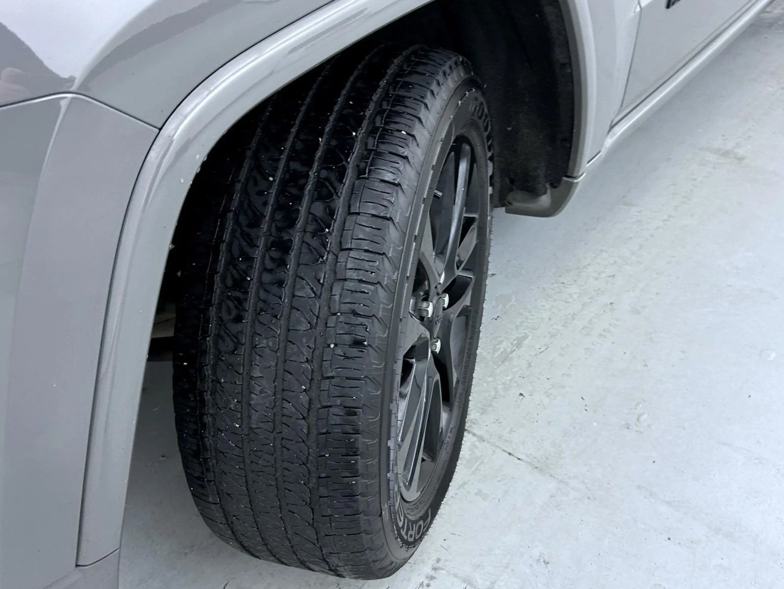 Used 2022 Gray Jeep Laredo X image 24
