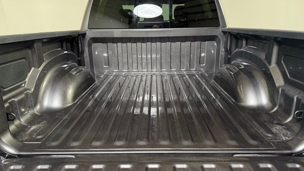 New 2026 Granite Crystal Metallic Clearcoat RAM Big Horn/Lone Star image 16
