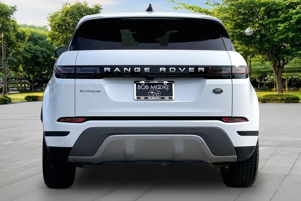 Used 2023 White Land Rover S image 5