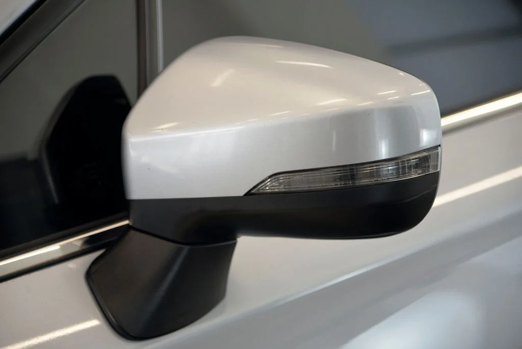 Used 2020 Silver Subaru Limited image 12