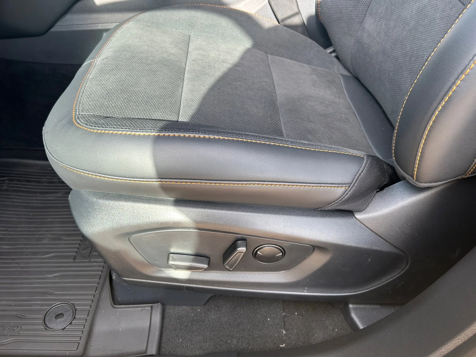 New 2026 Agate Black Metallic Ford Tremor image 15