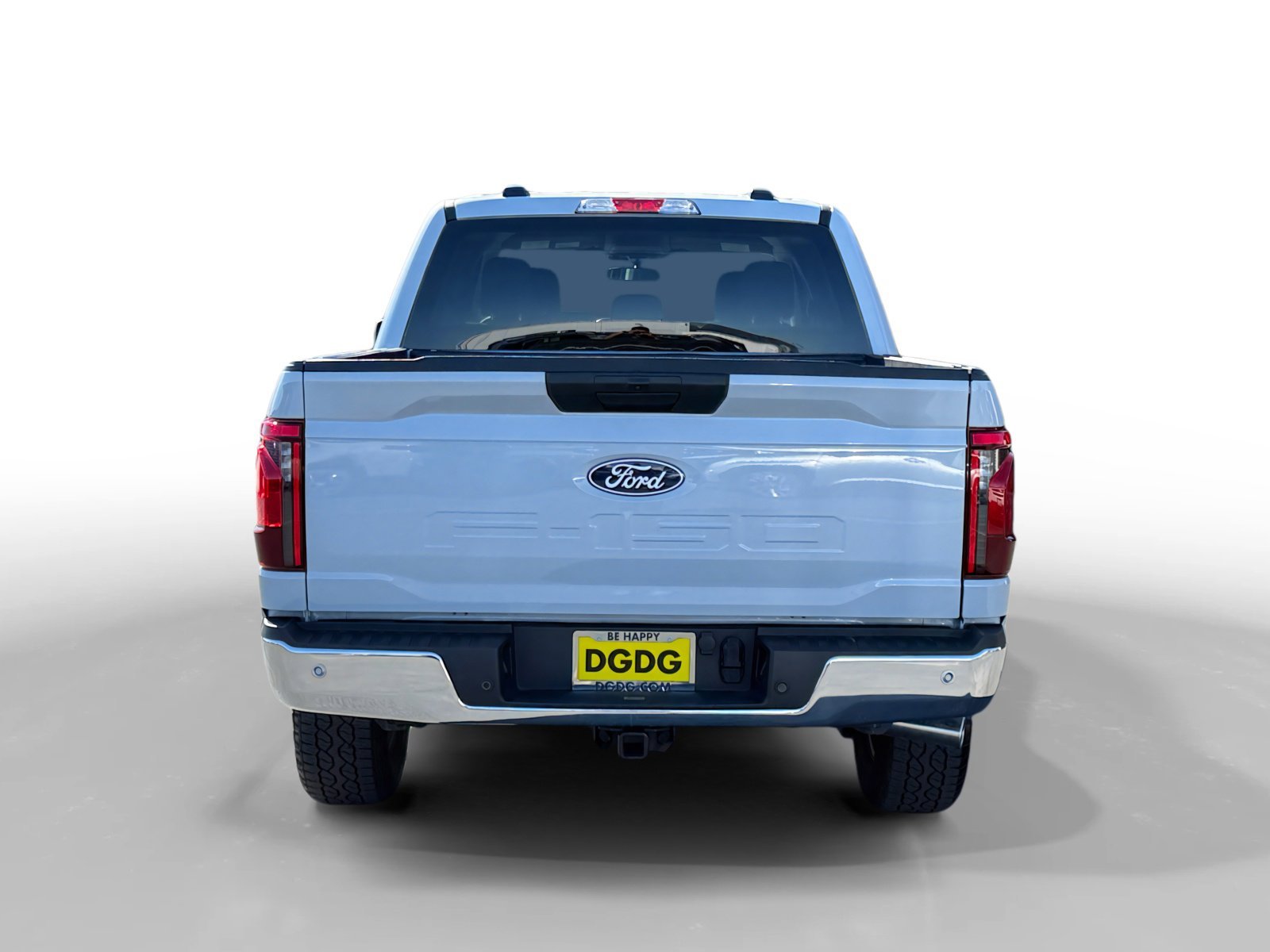 Certified Used 2025 White Metallic Ford XLT image 4