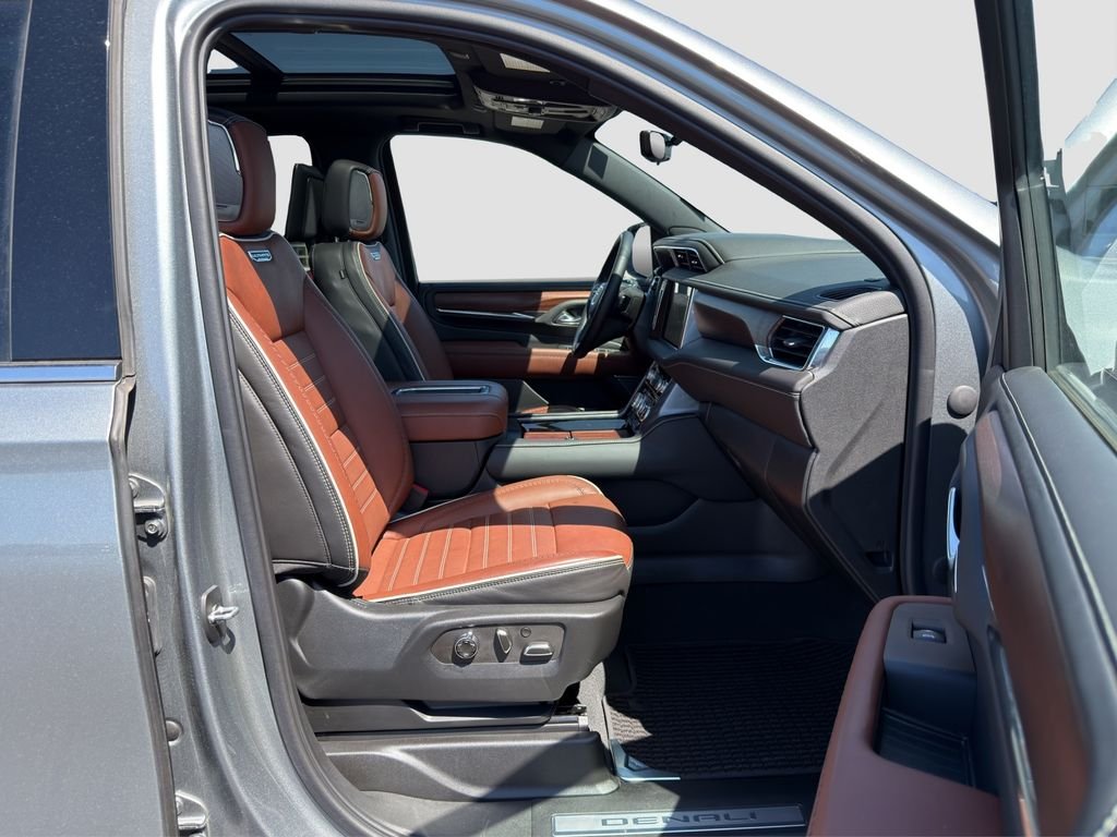 Used 2023 Silver GMC Denali Ultimate image 18