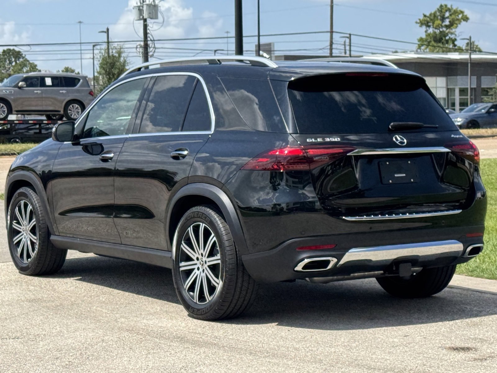 New 2026 Obsidian Black Metallic Mercedes-Benz GLE 350 image 28