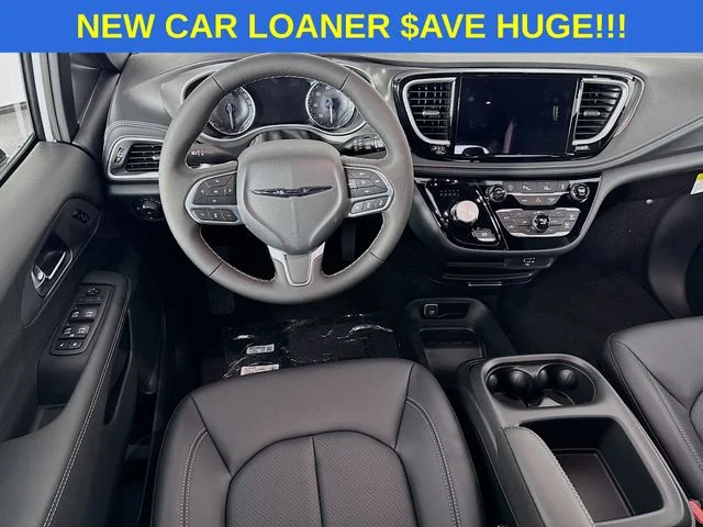 2026 Chrysler Pacifica Select - Photo 20