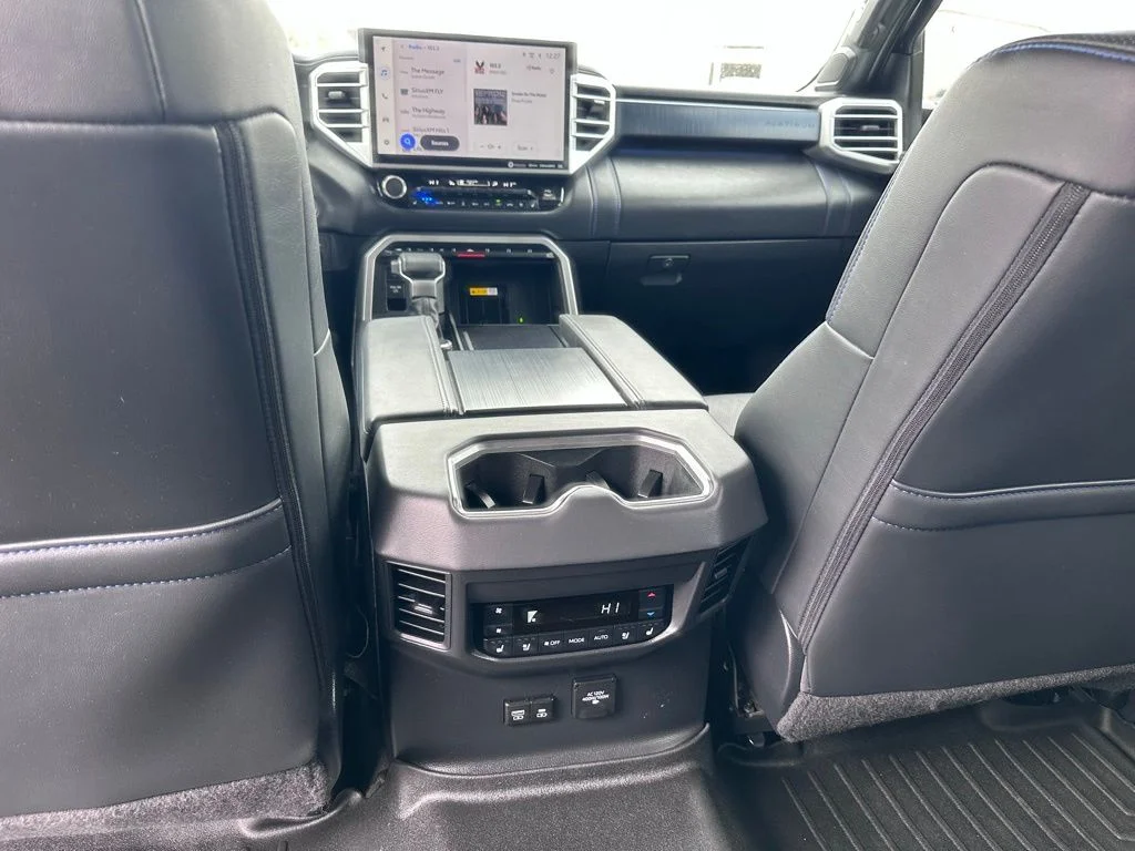 2024 Toyota Sequoia SR5 - Photo 35