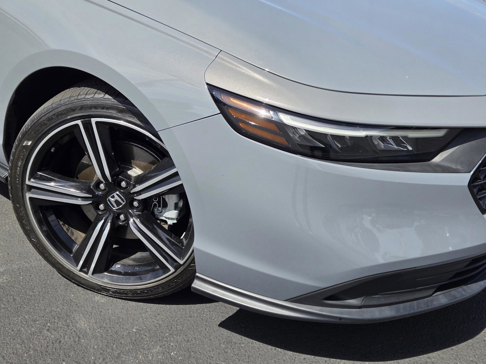 Used 2023 Gray Honda Sport image 9