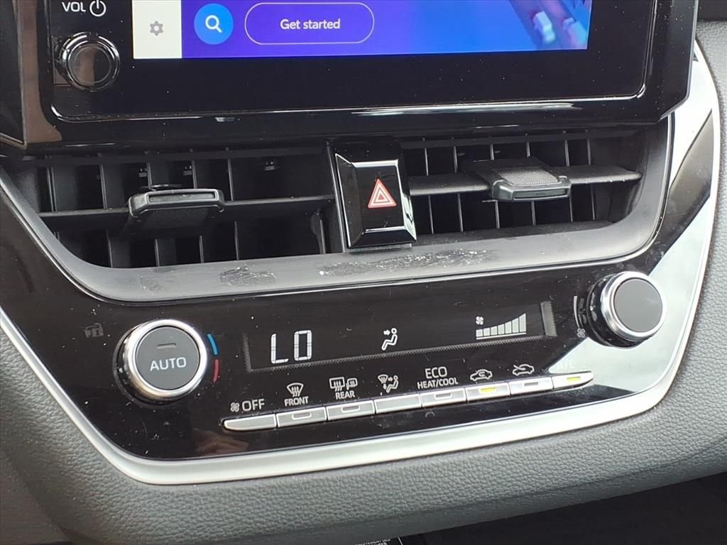 Certified Used 2025  Toyota LE image 25