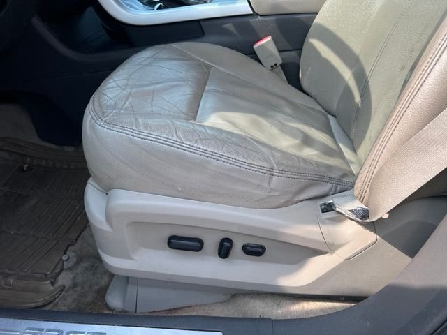 Used 2011 Silver Ford Limited image 14