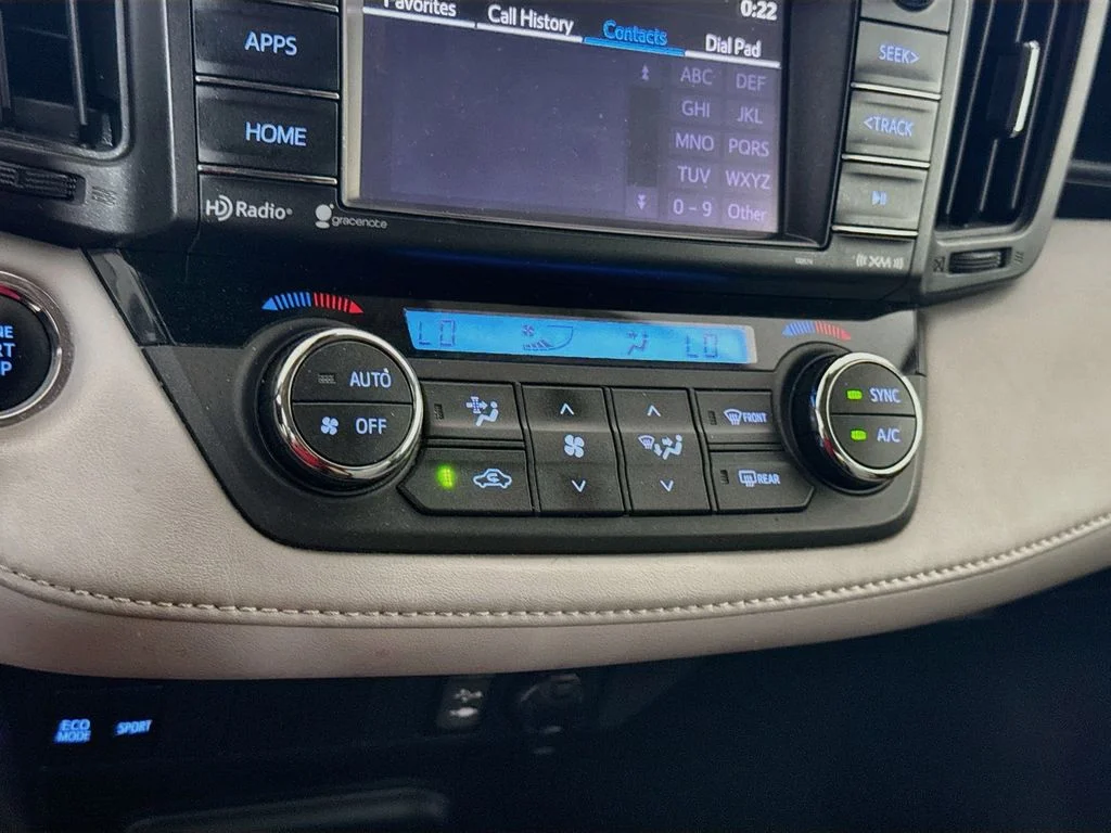 Certified Used 2018 Super White Toyota XLE image 14