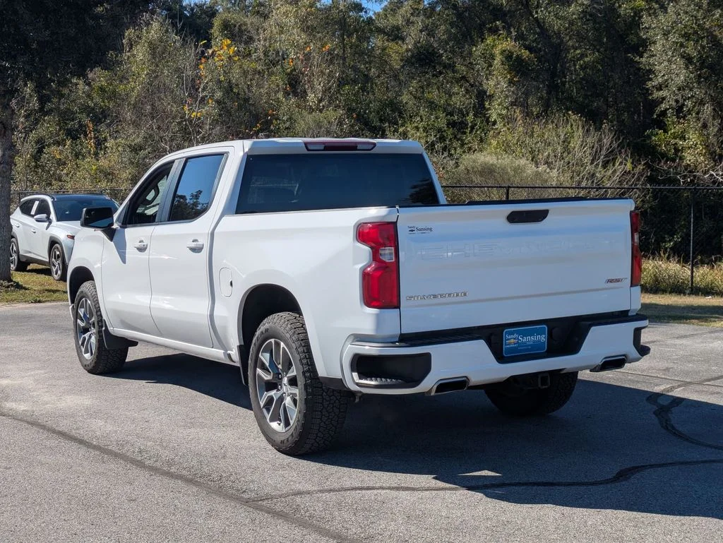 Used 2024 White Chevrolet RST image 3