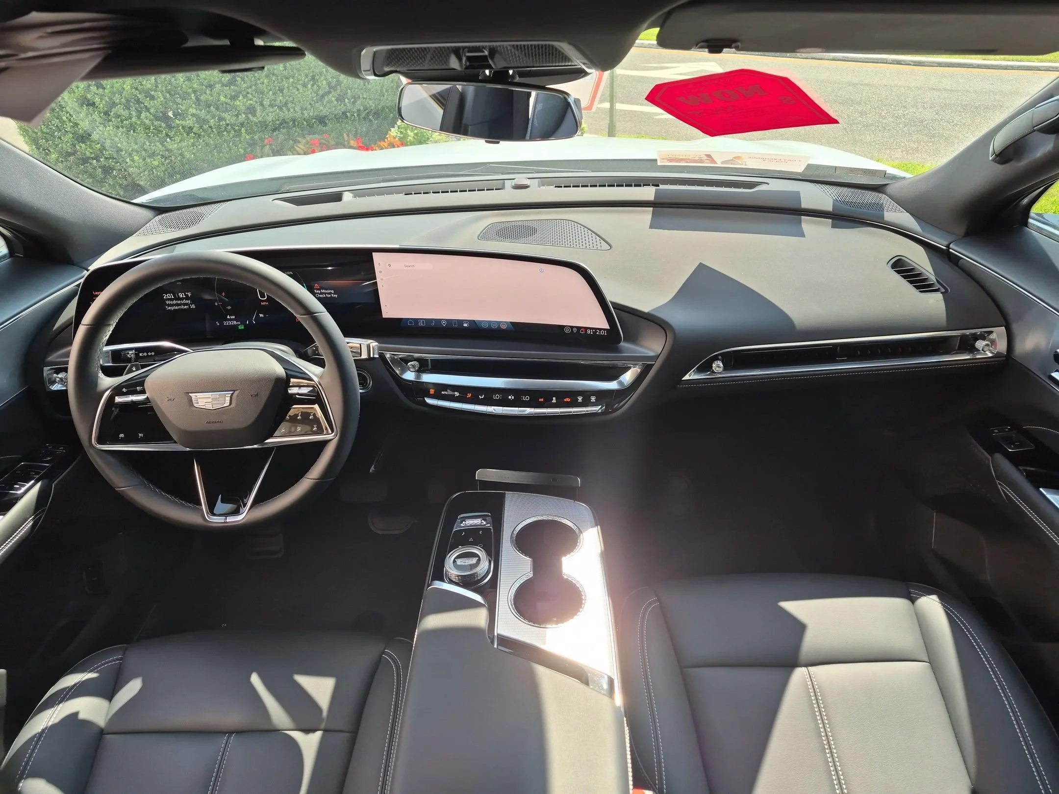2024 Cadillac LYRIQ Tech - Photo 21