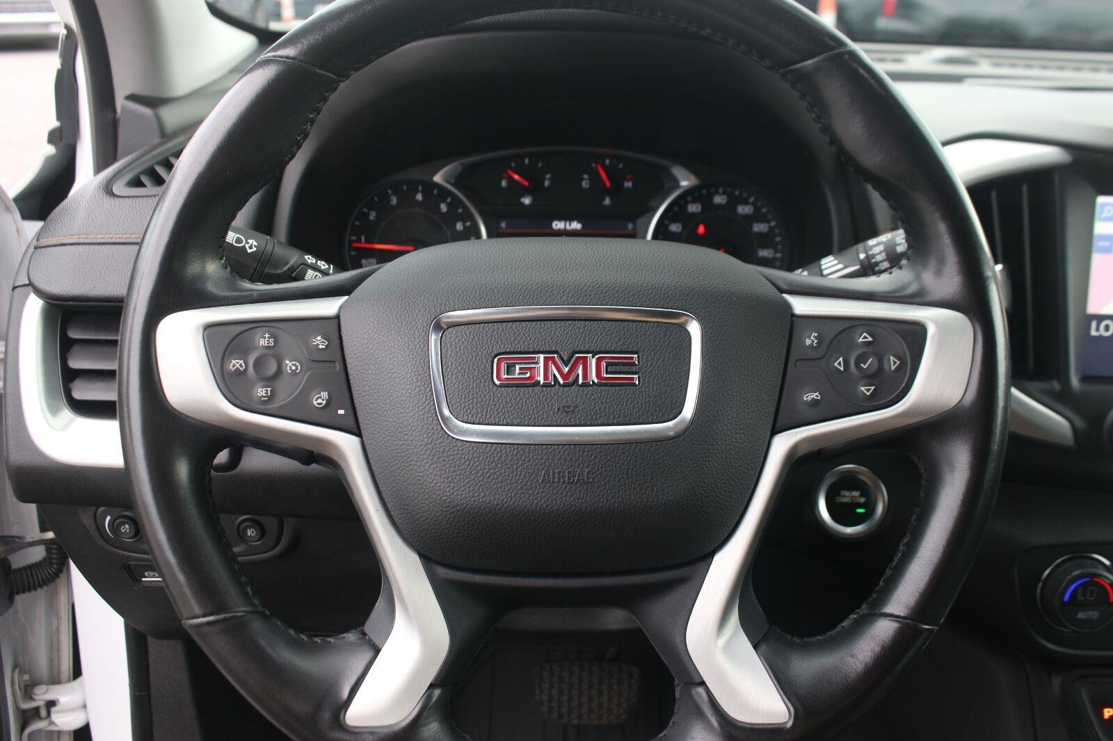 Used 2020 SUMMIT WHITE GMC SLT image 20