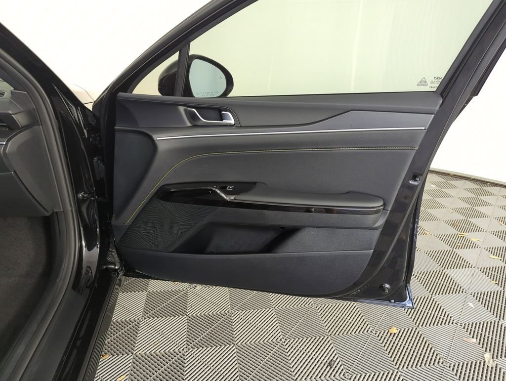 New 2026 Aurora Black Pearl Kia GT image 35