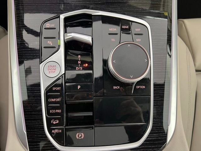 New 2026 Gray BMW xDrive40i image 28