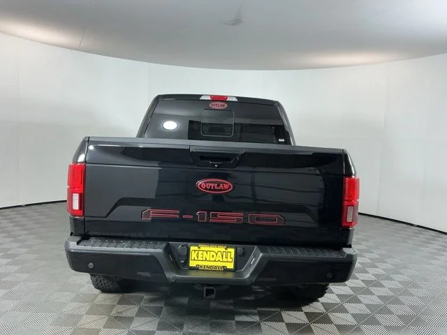 Used 2019 Agate Black Metallic Ford Lariat image 5