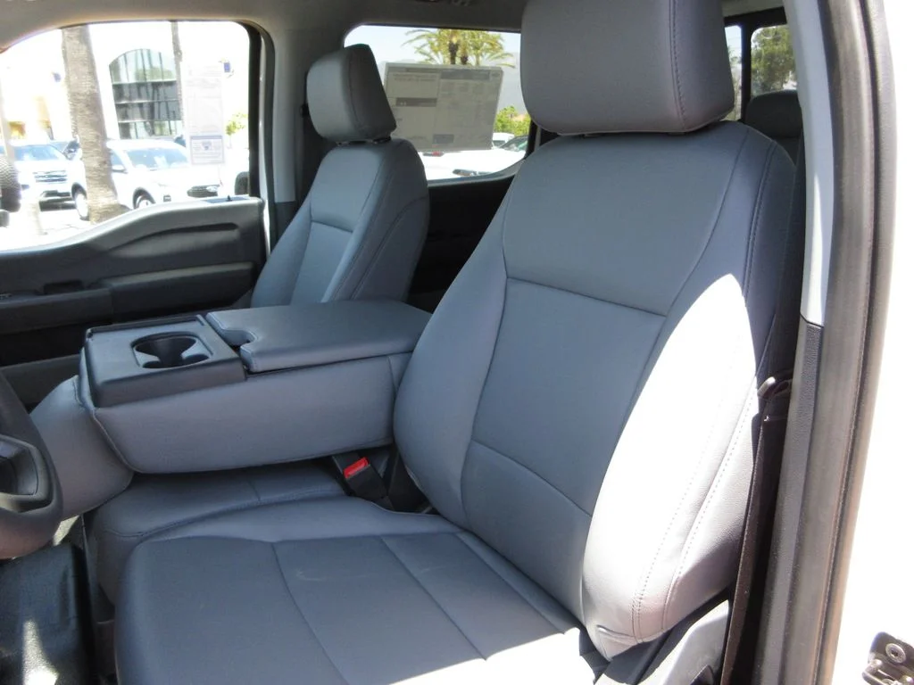 New 2026 Oxford White Ford XL image 10