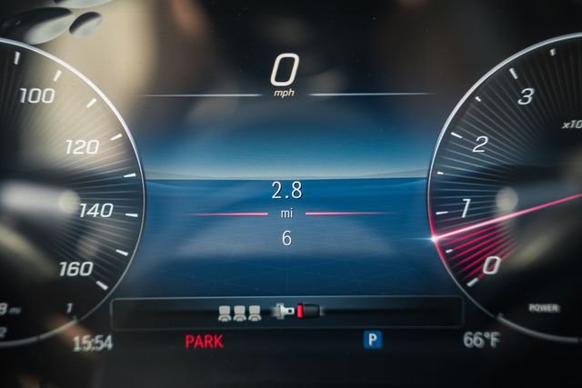 New 2026 Polar White Mercedes-Benz GLE 450 image 47