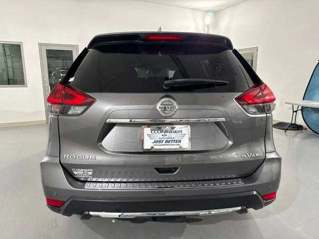 Used 2019 Gray Nissan SV image 8
