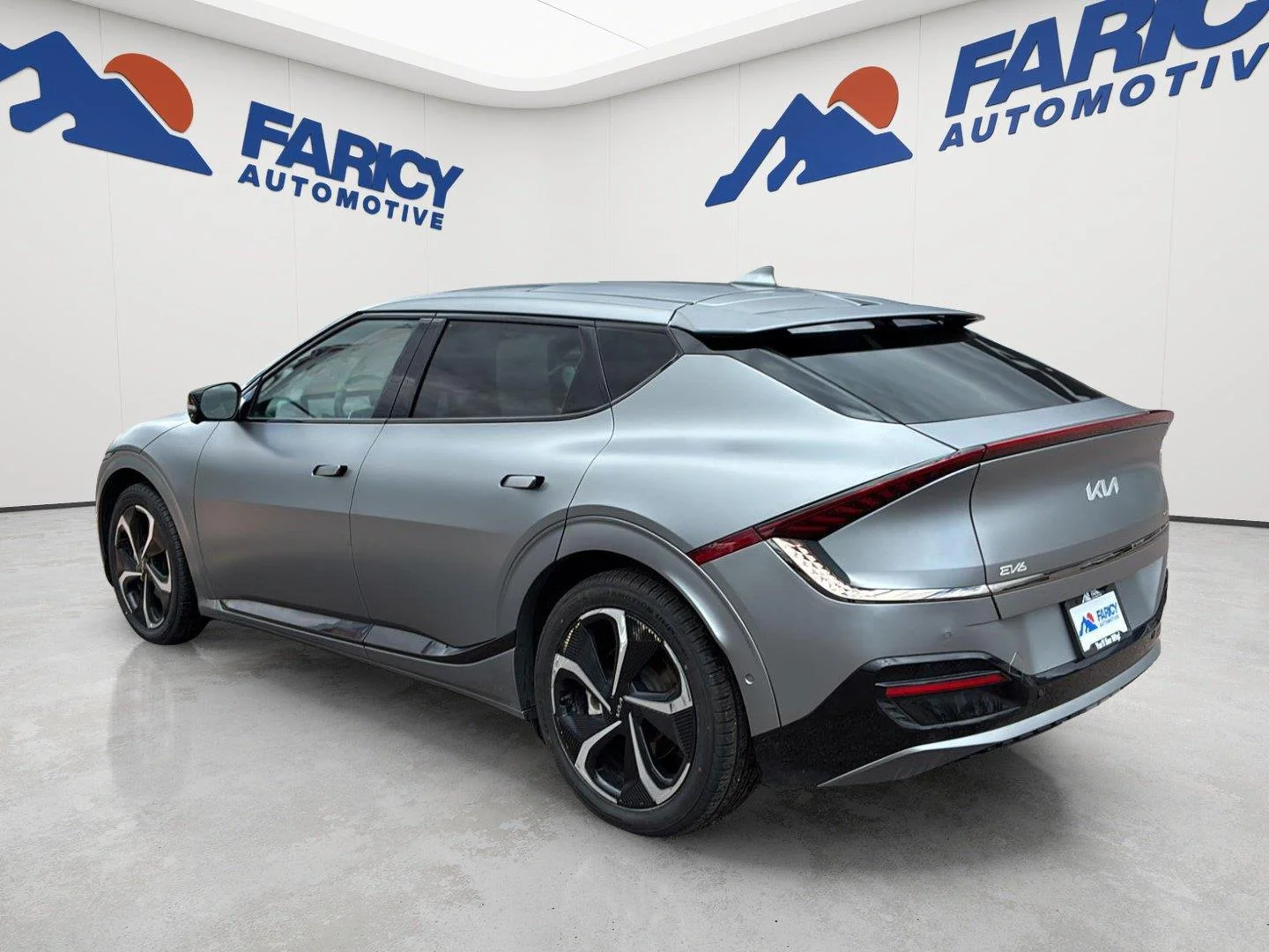 Used 2024 Steel Matte Gray Kia GT-Line image 18