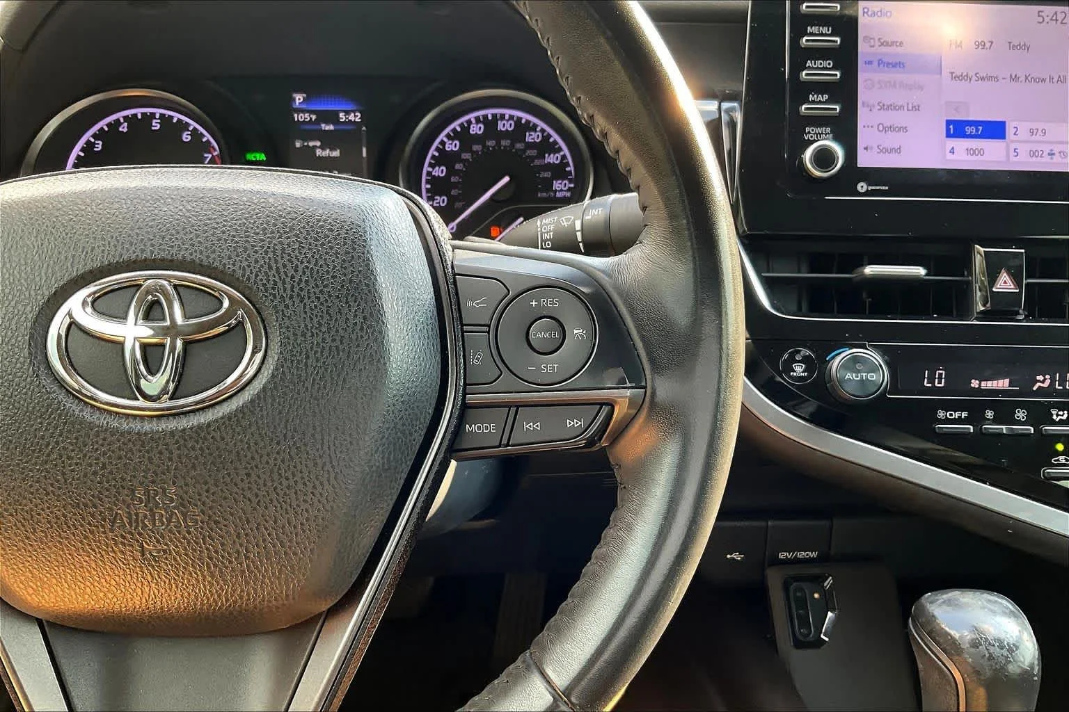 Used 2024 Predawn Gray Mica Toyota SE image 25