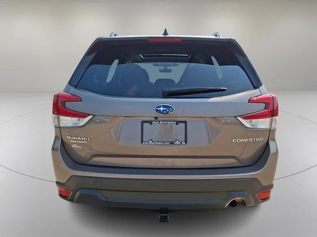 Used 2024 Brown Subaru Premium image 9