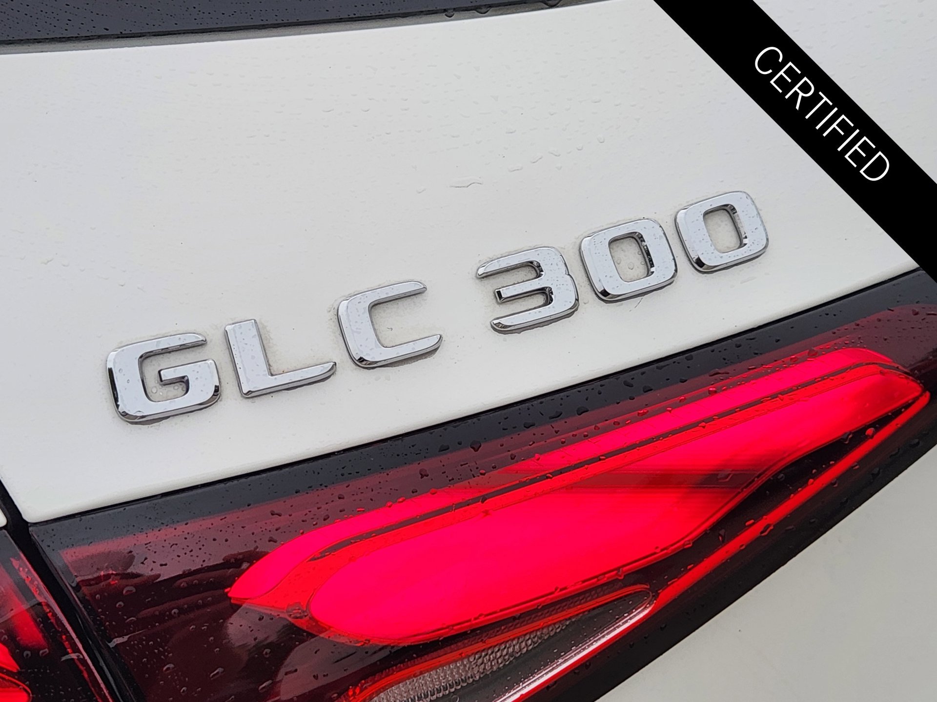 Certified Used 2023 Polar White Mercedes-Benz GLC 300 image 14