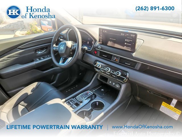 New 2026 Platinum White Pearl Honda AWD Touring image 18
